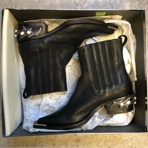 Donald J Pliner  western boots Gasper-77. Sz 8. Never worn.